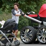 Which baby stroller is better?