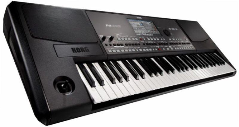 KORG Pa600 photo