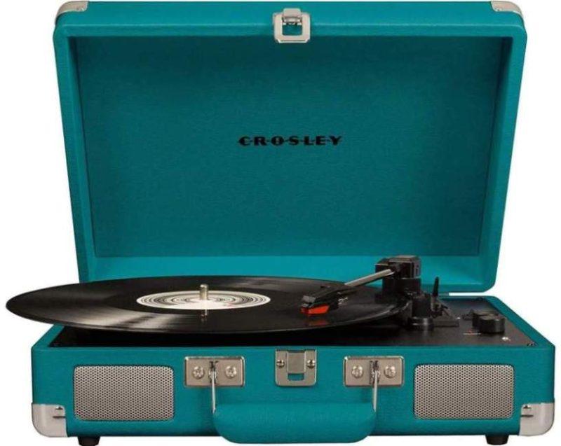 Crosley Cruiser Deluxe CR8005D Photo